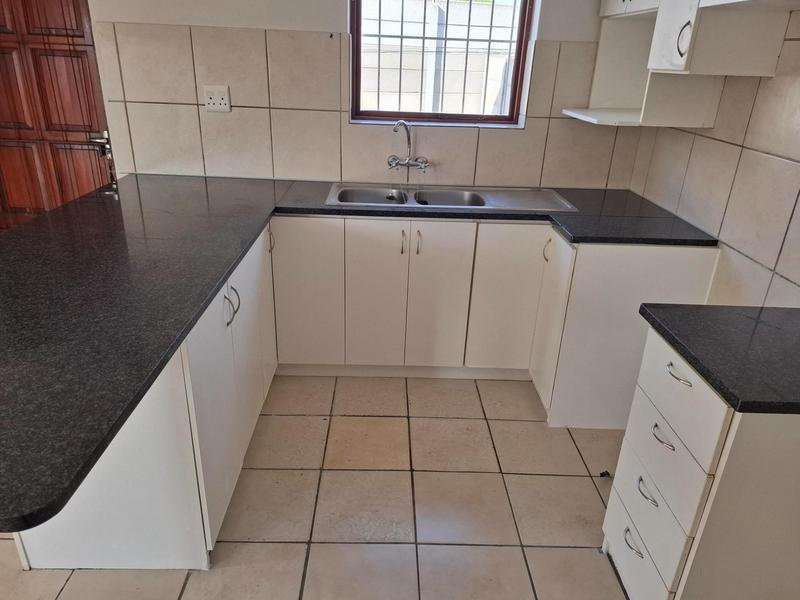 3 Bedroom Property for Sale in Marinda Park Western Cape